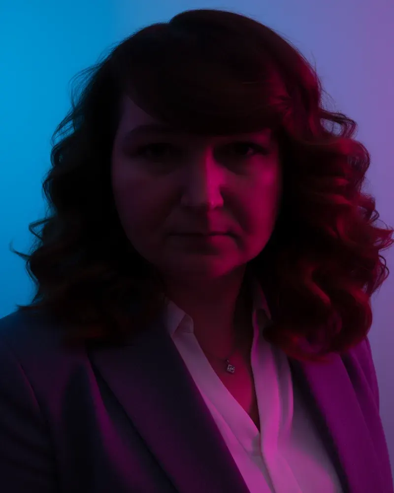 Eva Beretta, ritratto in controluce